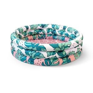 Minnidip banana leaves pool